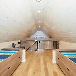 Riverview Executive Home A